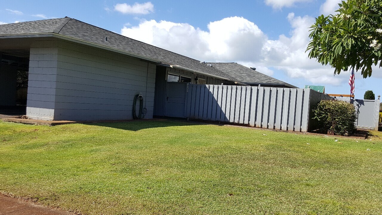 1169 Hooli Cir in Pearl City, HI - Building Photo