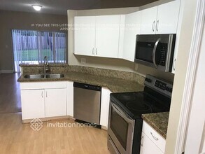 17150 NW 11th St in Pembroke Pines, FL - Foto de edificio - Building Photo