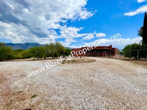 16725 N Red Sunset Trail in Tucson, AZ - Building Photo - Building Photo