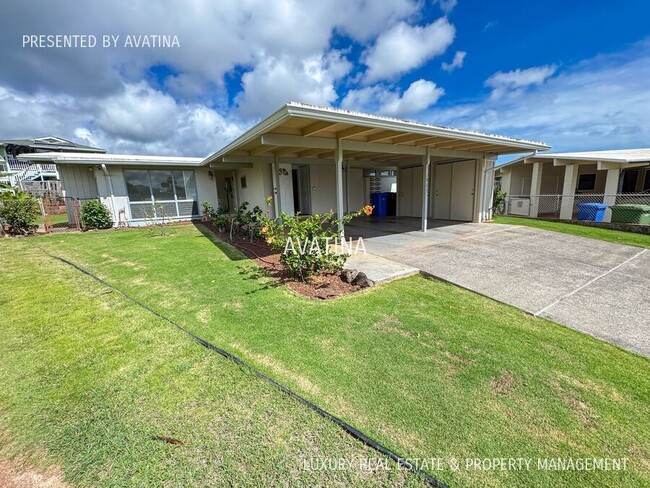 1903 Ho?olehua Pl in Pearl City, HI - Building Photo - Building Photo