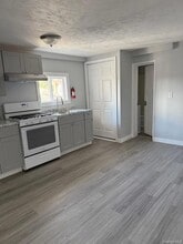 14 Glass St in Port Jervis, NY - Foto de edificio - Building Photo