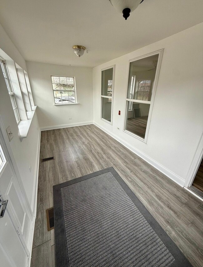 309 Griswold St in Elgin, IL - Building Photo - Building Photo