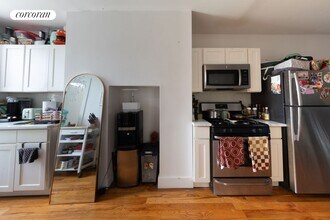 277 Starr St in Brooklyn, NY - Building Photo - Building Photo