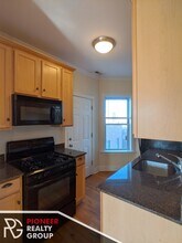 1204 W Waveland Ave, Unit 3 in Chicago, IL - Building Photo - Building Photo