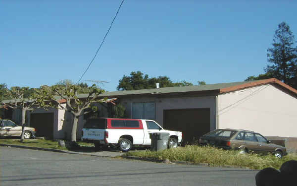 120 Marin Ave in Sonoma, CA - Building Photo