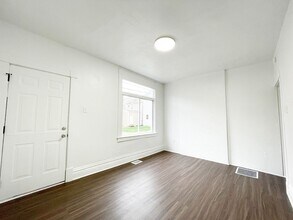 709-711 Industry St, Unit 711 Industry St. in Pittsburgh, PA - Building Photo - Building Photo