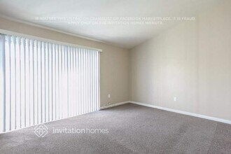 11642 Queensborough St in Riverside, CA - Building Photo - Building Photo