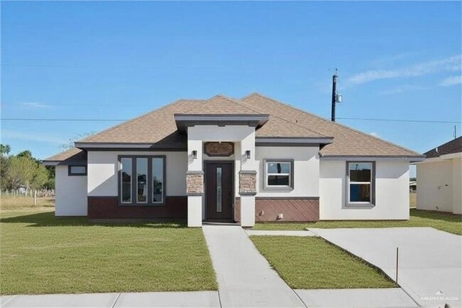 property at 8 Whitewing St