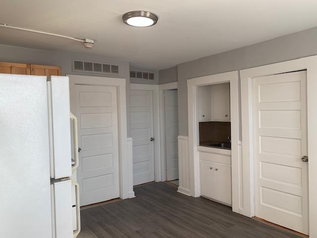 19 St Elizabeth St in Bristol, RI - Building Photo - Building Photo