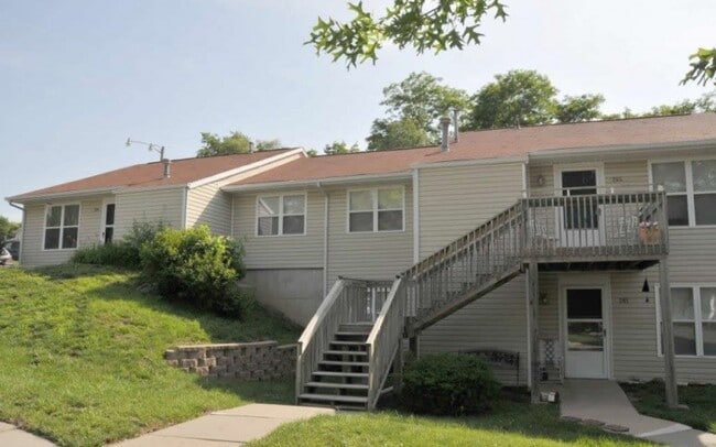 200 High St in Liberty, MO - Building Photo - Building Photo