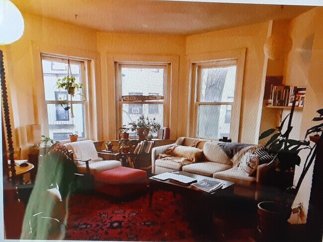 14 Keswick St, Unit 7 in Boston, MA - Building Photo - Building Photo