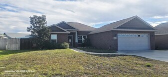 4812 Cherokee Heights Rd in Panama City, FL - Building Photo