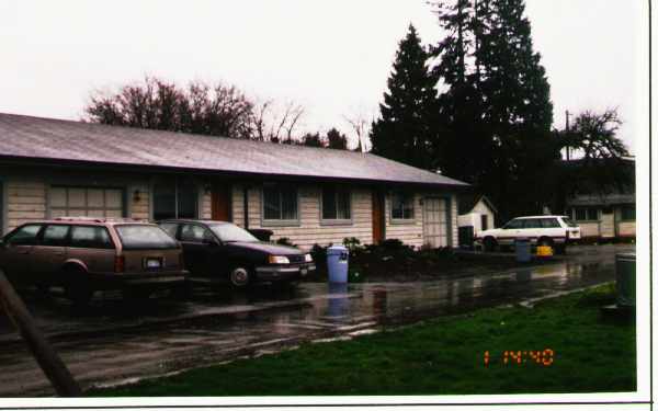 351 Polk Ln in Monroe, WA - Building Photo