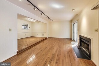 10726 Pine Haven Terrace in Rockville, MD - Building Photo - Building Photo