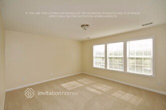 1712 Sahale Falls Dr in Braselton, GA - Foto de edificio - Building Photo