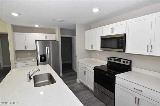 2278 Brewster Rd in North Port, FL - Building Photo - Building Photo