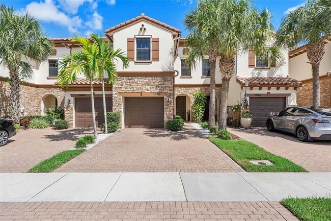 property at 10450 Wellington Parc Dr