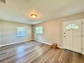 6400 30th St N in St. Petersburg, FL - Building Photo - Building Photo