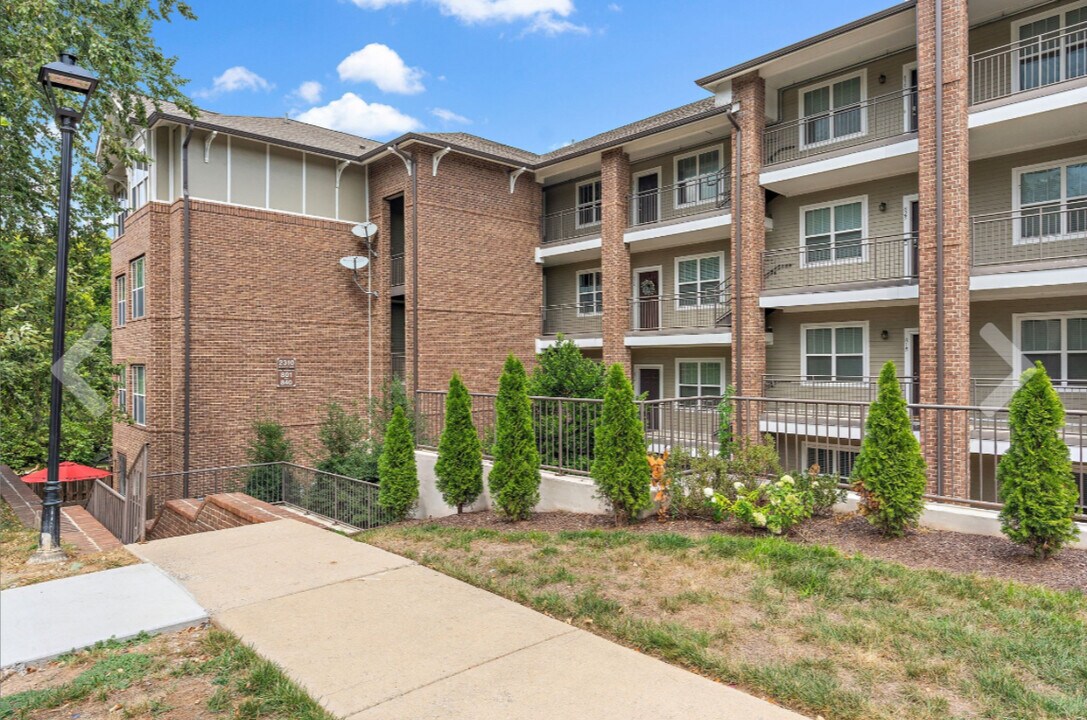 2310 Elliott Ave, Unit 823 in Nashville, TN - Foto de edificio