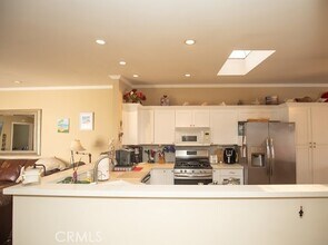 1903 Alsuna Ln in Huntington Beach, CA - Building Photo - Building Photo