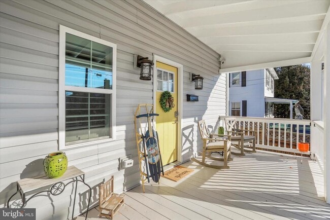 408 Blue Ridge Ave NE