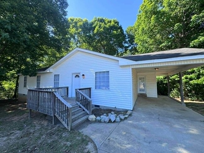224 Pond Ave in Clayton, NC - Building Photo - Building Photo