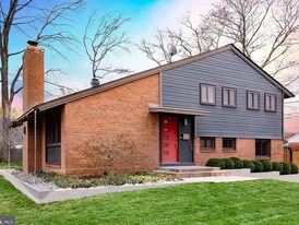 8617 Conover Pl in Alexandria, VA - Building Photo