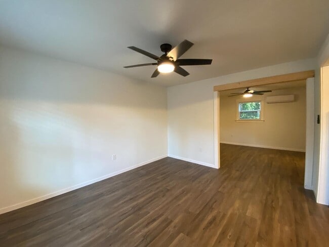 property at 1922 Banita St