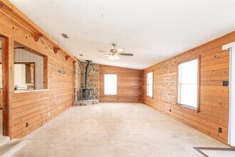 105 E Evans St in Leander, TX - Building Photo - Building Photo