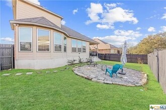 807 Old World Dr in Harker Heights, TX - Building Photo - Building Photo