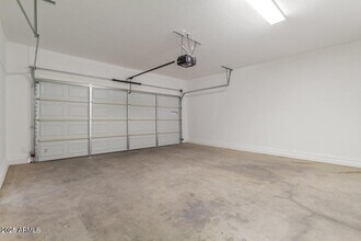 8200 W Encanto Blvd in Phoenix, AZ - Building Photo - Building Photo