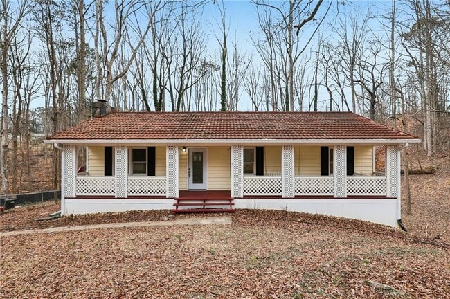 property at 182 Oak Forest Dr