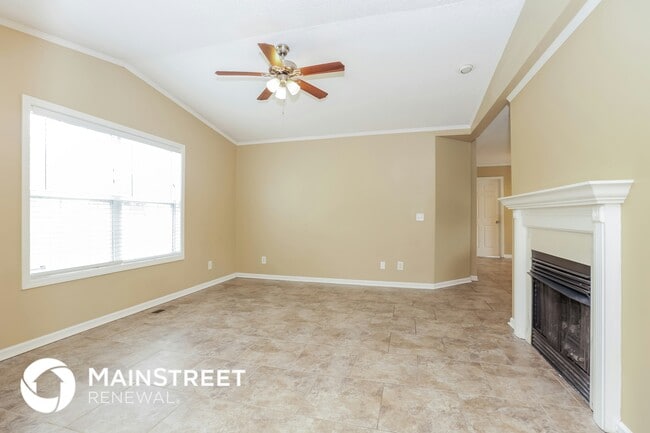 701 Comanche Ct in Nashville, TN - Foto de edificio - Building Photo