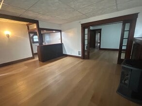 528 Ontario St in Buffalo, NY - Foto de edificio - Building Photo