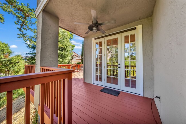 1618 Brush Creek Pl in Danville, CA - Foto de edificio - Building Photo