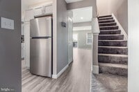 825 Showell Ct photo'