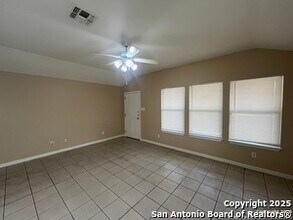 7703 Chatsworth in San Antonio, TX - Building Photo - Building Photo