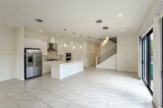 4300 NW 80th Ave in Doral, FL - Building Photo - Building Photo