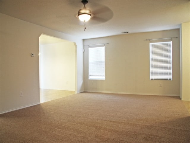 12218 Mountain Pine, Unit 02 in San Antonio, TX - Foto de edificio - Building Photo