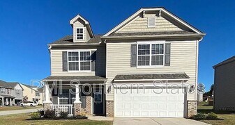 521 Lone Rider Path in Duncan, SC - Building Photo