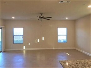 3796 Jardin Way in Merced, CA - Building Photo - Building Photo