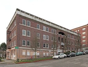 Baywatch Apartments in Tacoma, WA - Building Photo - Building Photo