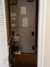 16 W 16th Ave in Hialeah, FL - Building Photo - Building Photo