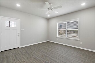 1326 Prairie Dr in Bryan, TX - Building Photo - Building Photo