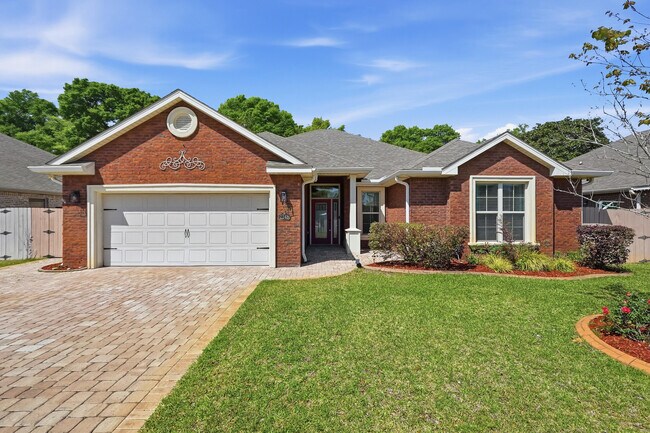 2348 Cummings Dr in Fort Walton Beach, FL - Building Photo - Building Photo