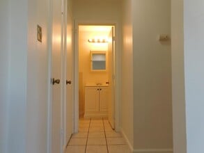 4186 E Ashlan Ave in Fresno, CA - Building Photo - Building Photo