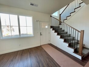 4315 Holly St in Kansas City, MO - Building Photo - Building Photo