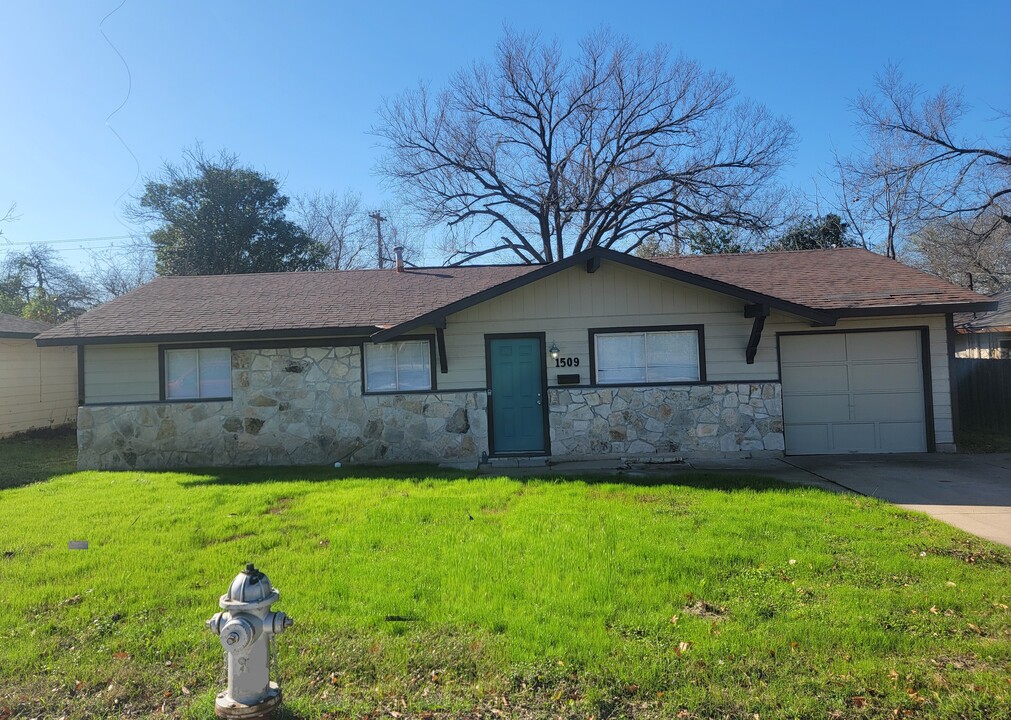 1509 Wheless Ln in Austin, TX - Building Photo