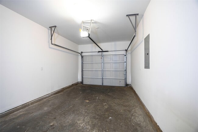 property at 1951 Longmire Villas Ct