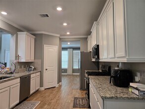 15227 Deseo Dr in Conroe, TX - Building Photo - Building Photo